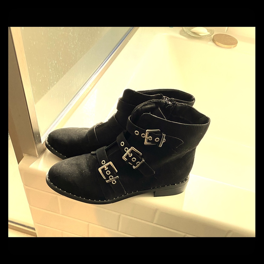 Torrid boots
